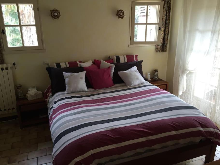 Chambre D'Hotes Pacific Avenue La Farlede ภายนอก รูปภาพ